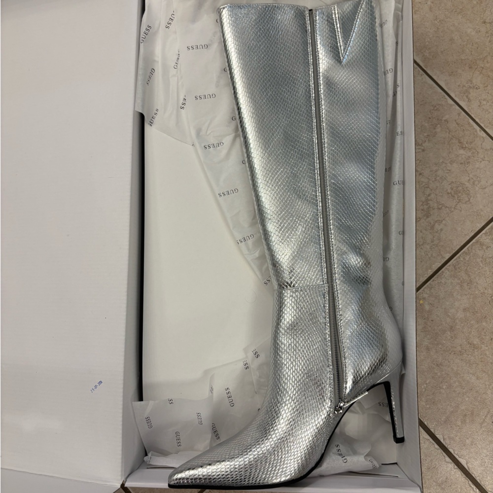 GUESS Richee Silver Knee High Stiletto Pointed Toe Animal Print Zip Boots Women